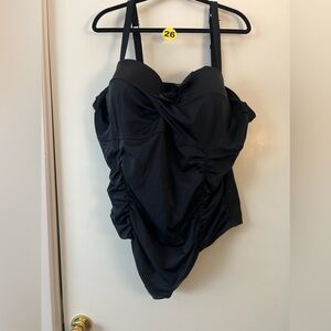 NWOT 5x underwire torrid swim